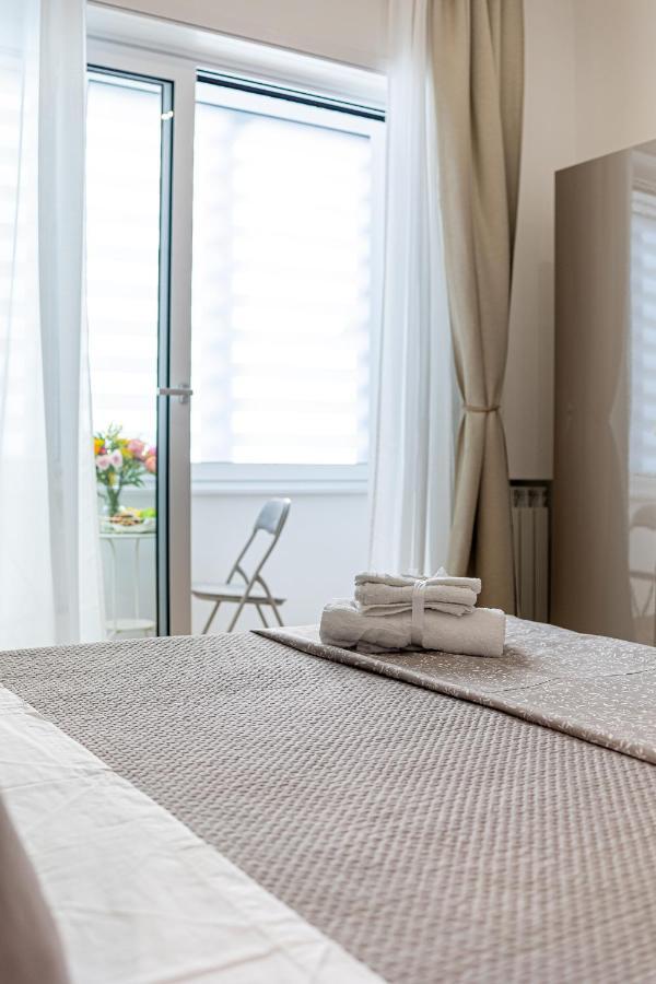 White Gold Bed & Breakfast Napoli Bagian luar foto