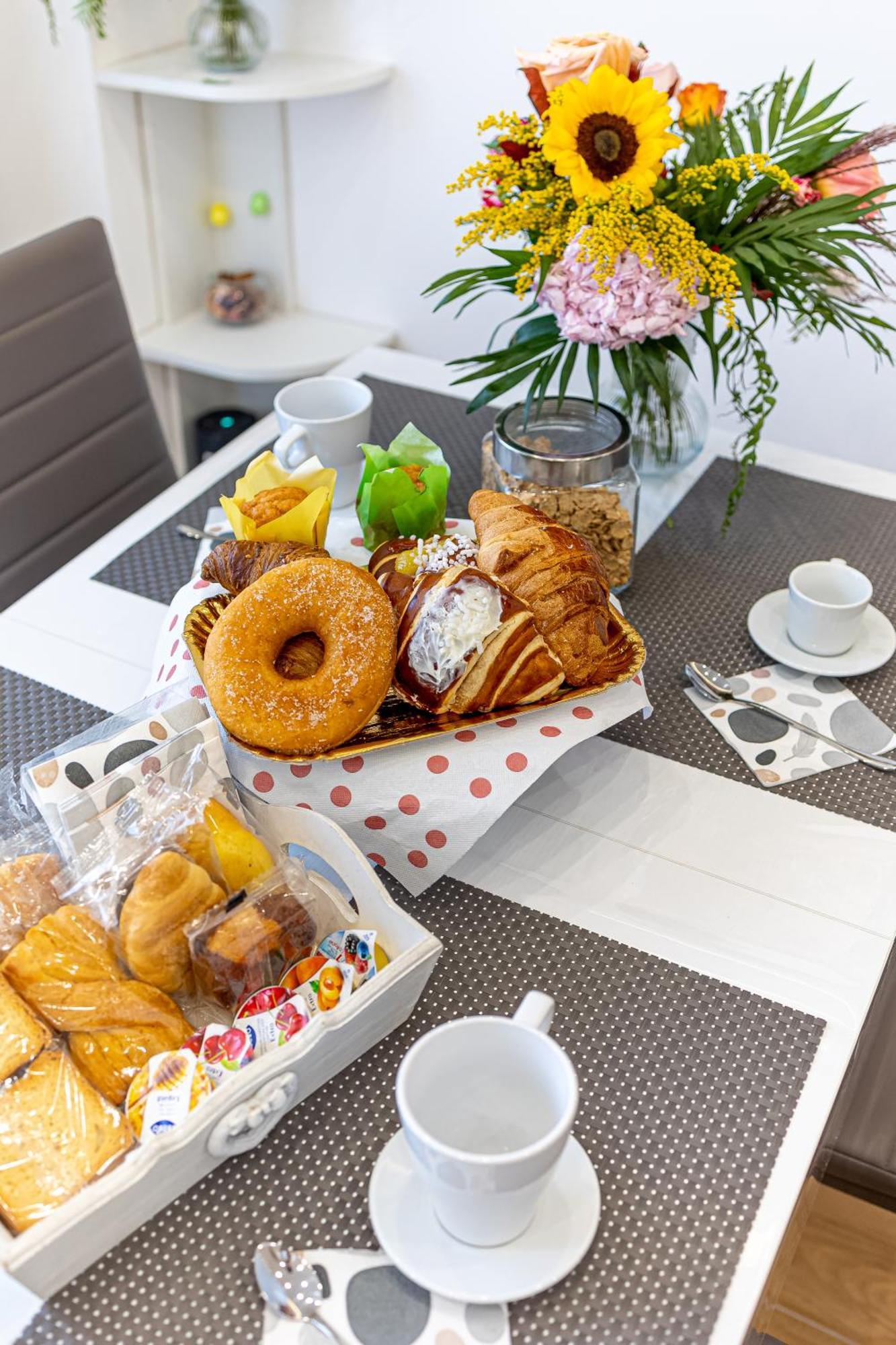 White Gold Bed & Breakfast Napoli Bagian luar foto